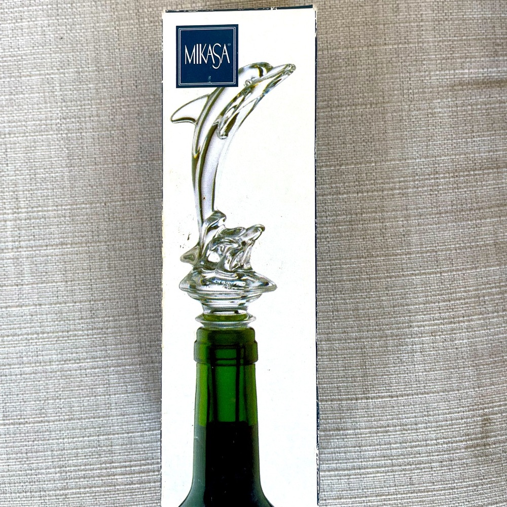 Mikasa, Dolphin, Bottle Stopper